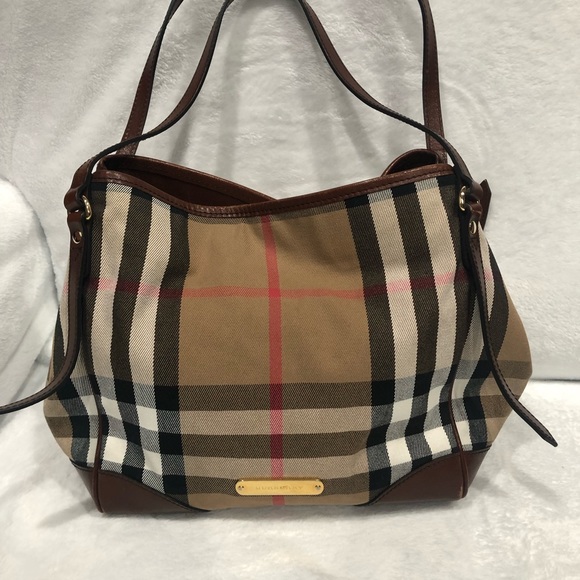 Authentic Burberry Canterbury Purse - Picture 5 of 11